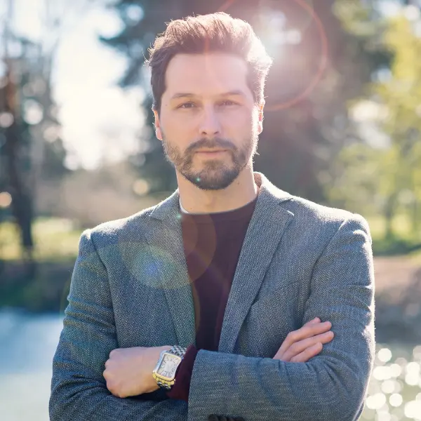 Home 37 William Golob